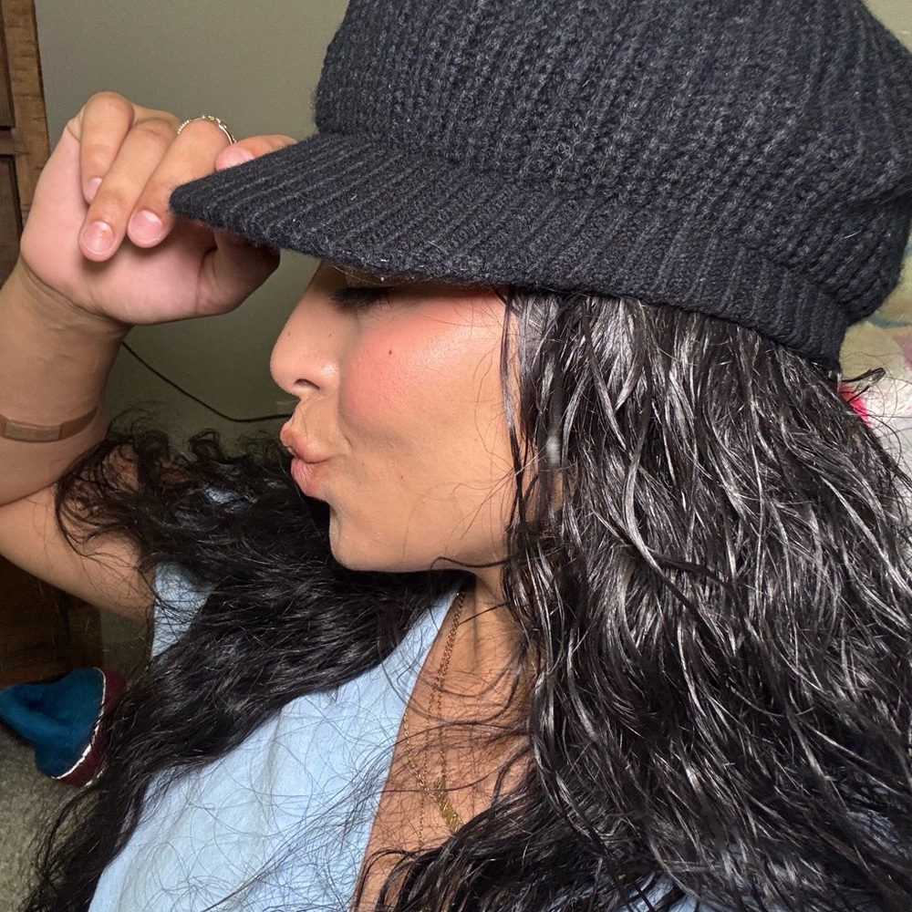 Forever 21 Black Knit Newsboy Hat